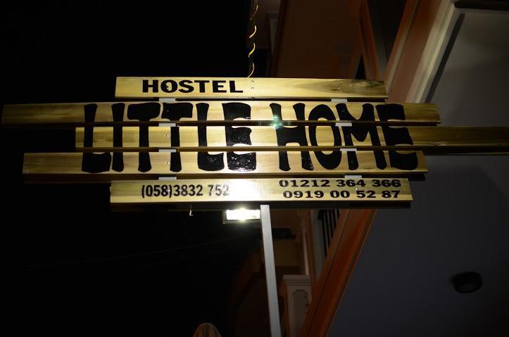 Little Home Hostel Vinh Hai Exterior photo