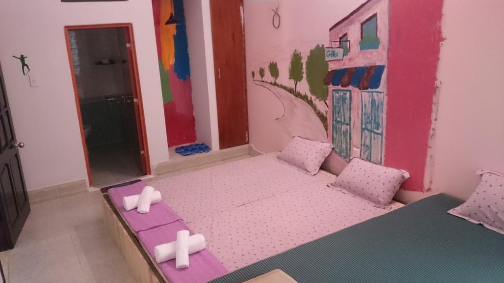 Little Home Hostel Vinh Hai Exterior photo