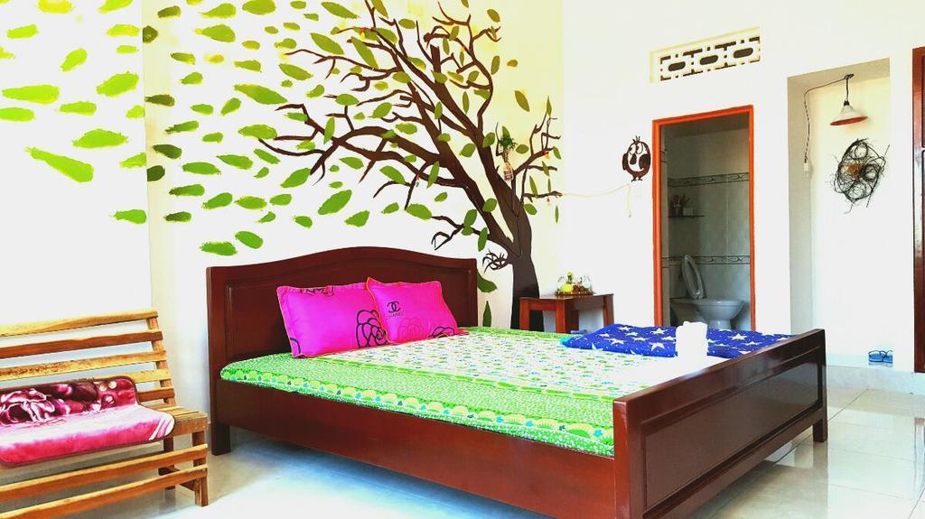Little Home Hostel Vinh Hai Exterior photo