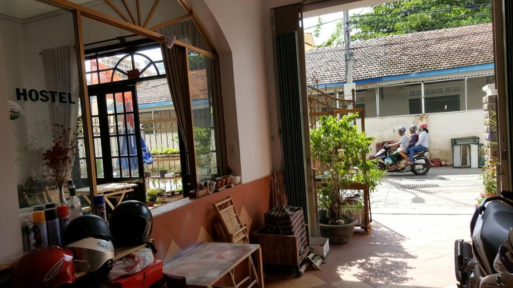Little Home Hostel Vinh Hai Exterior photo