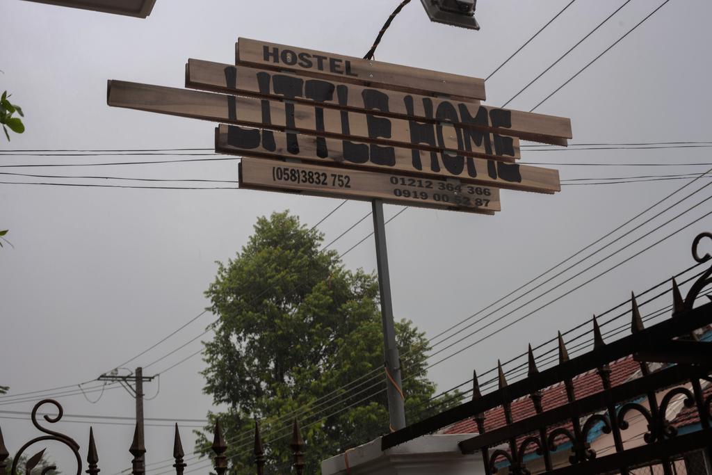 Little Home Hostel Vinh Hai Exterior photo